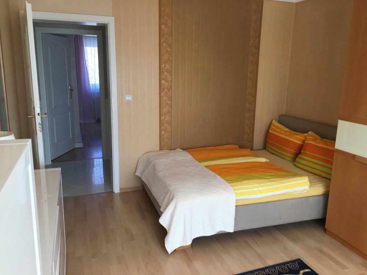 5 Sterne Ferienwohnung Cattaleya Emden Exterior photo